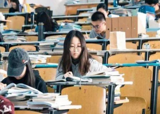 专科生工作后的好出路,专科毕业生找工作难的现象很普遍