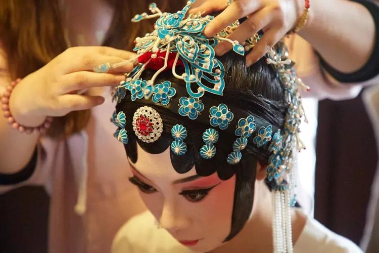 百变面具随心换,戏曲化妆创意妆全过程