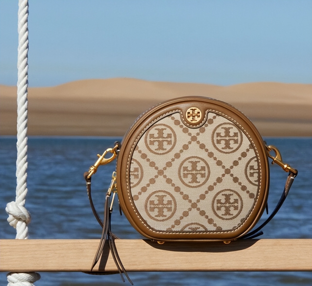 celine2023腋下包,2019chanel新款包包大合集