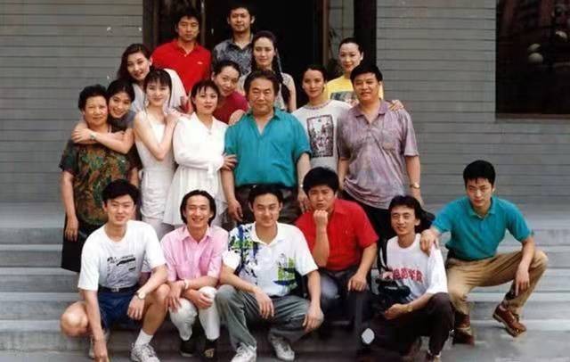 谢兰与师小红照片,谢兰演小红