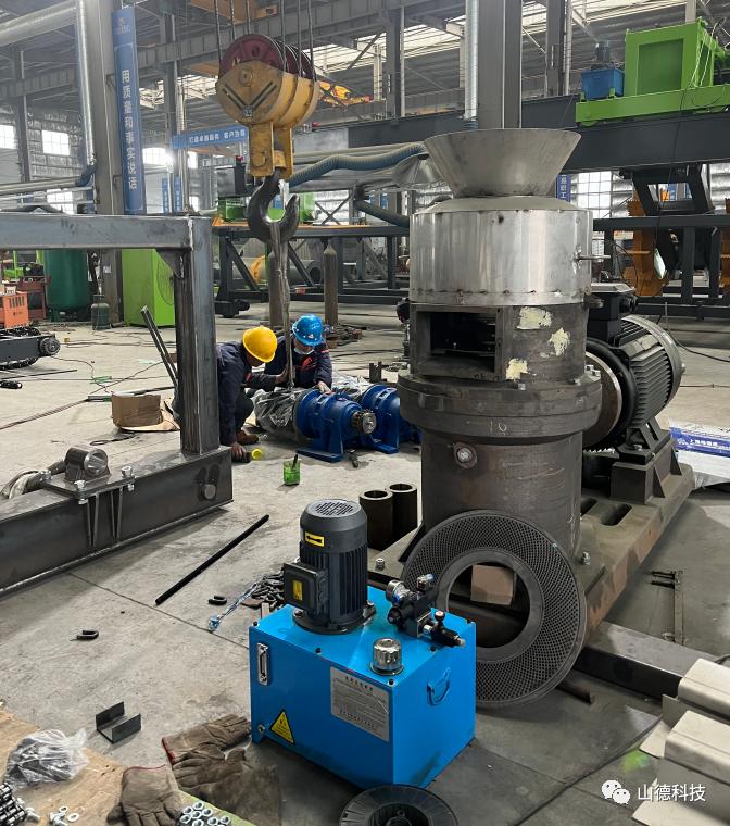 有机肥平模挤压造粒机设备,上海产有机肥平模造粒机