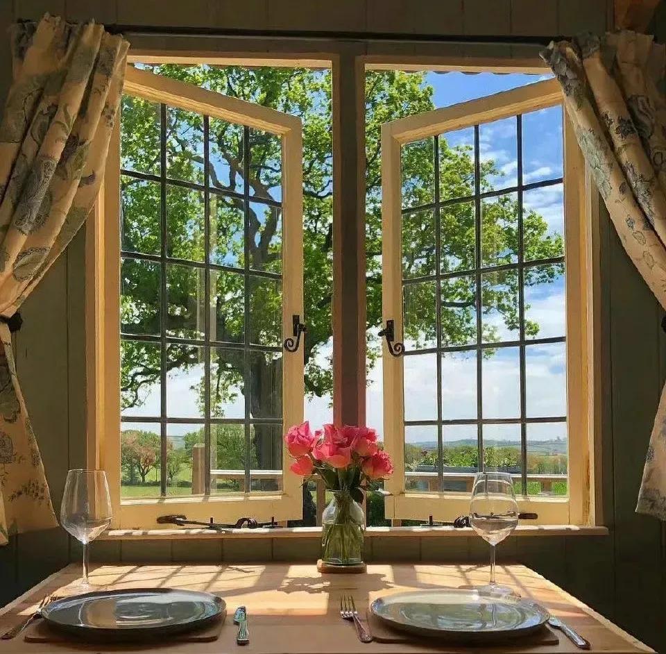 小众背景图朋友圈,干净小众背景图纯色