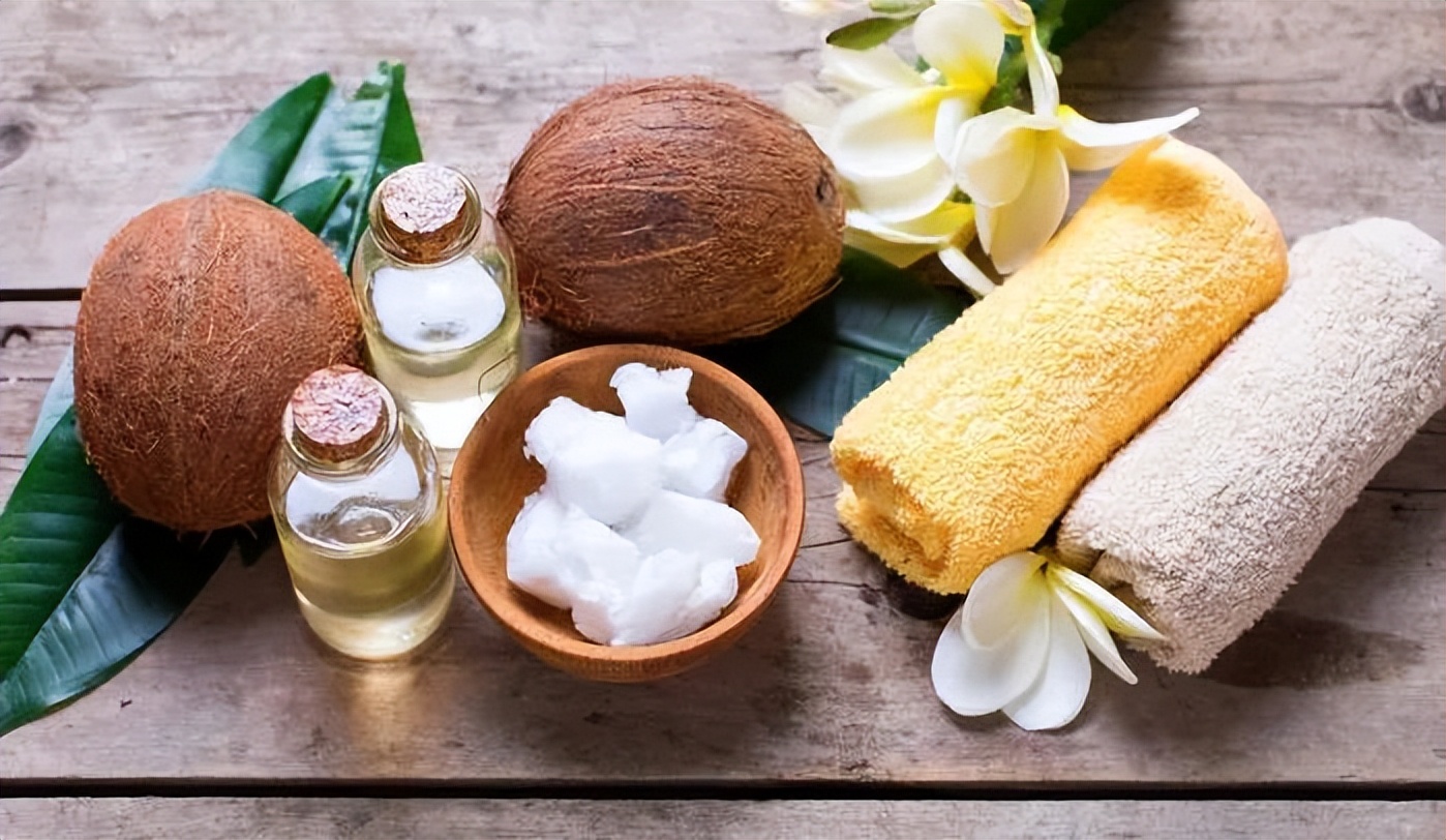 头皮屑与菌群有关，科学的去屑建议