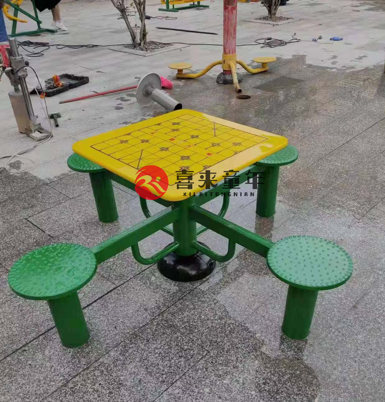 户外健身器材肩关节训练器怎么玩,户外健身器材的正确使用方法