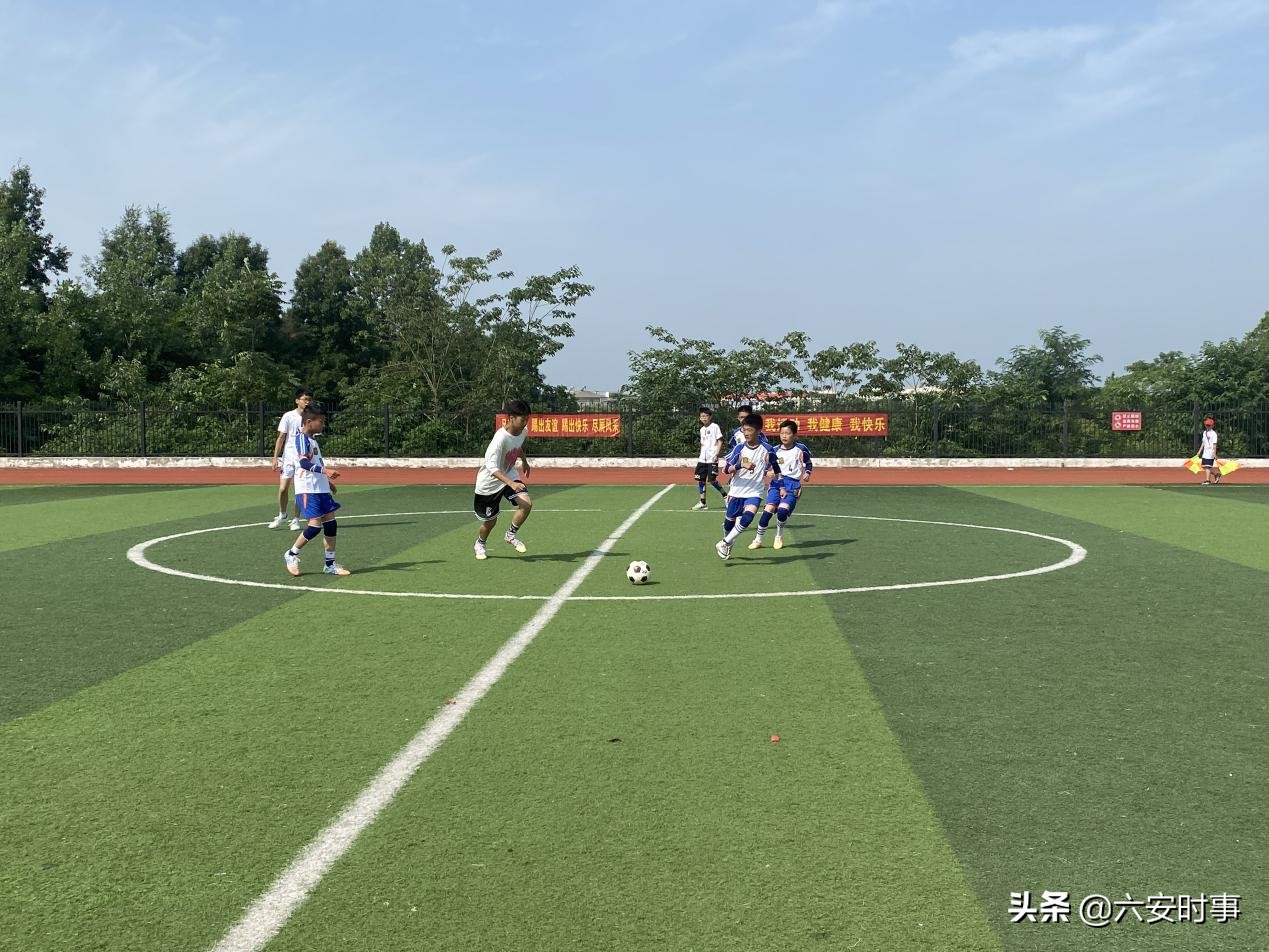 小学校园足球联赛开赛报道,中小学生校园足球联赛完美收官