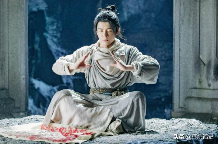 周伯通有传授过郭靖武功吗,神雕侠侣周伯通的内功