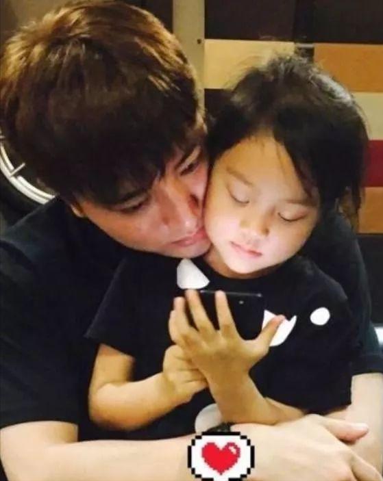 生活过得去头顶带点绿下一句,生活过得去头上带绿的句子