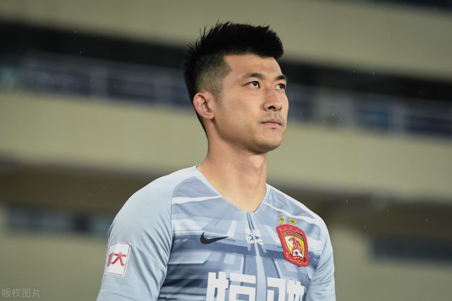 许家印创立广州恒大足球王朝,恒大许家印和王健林关系