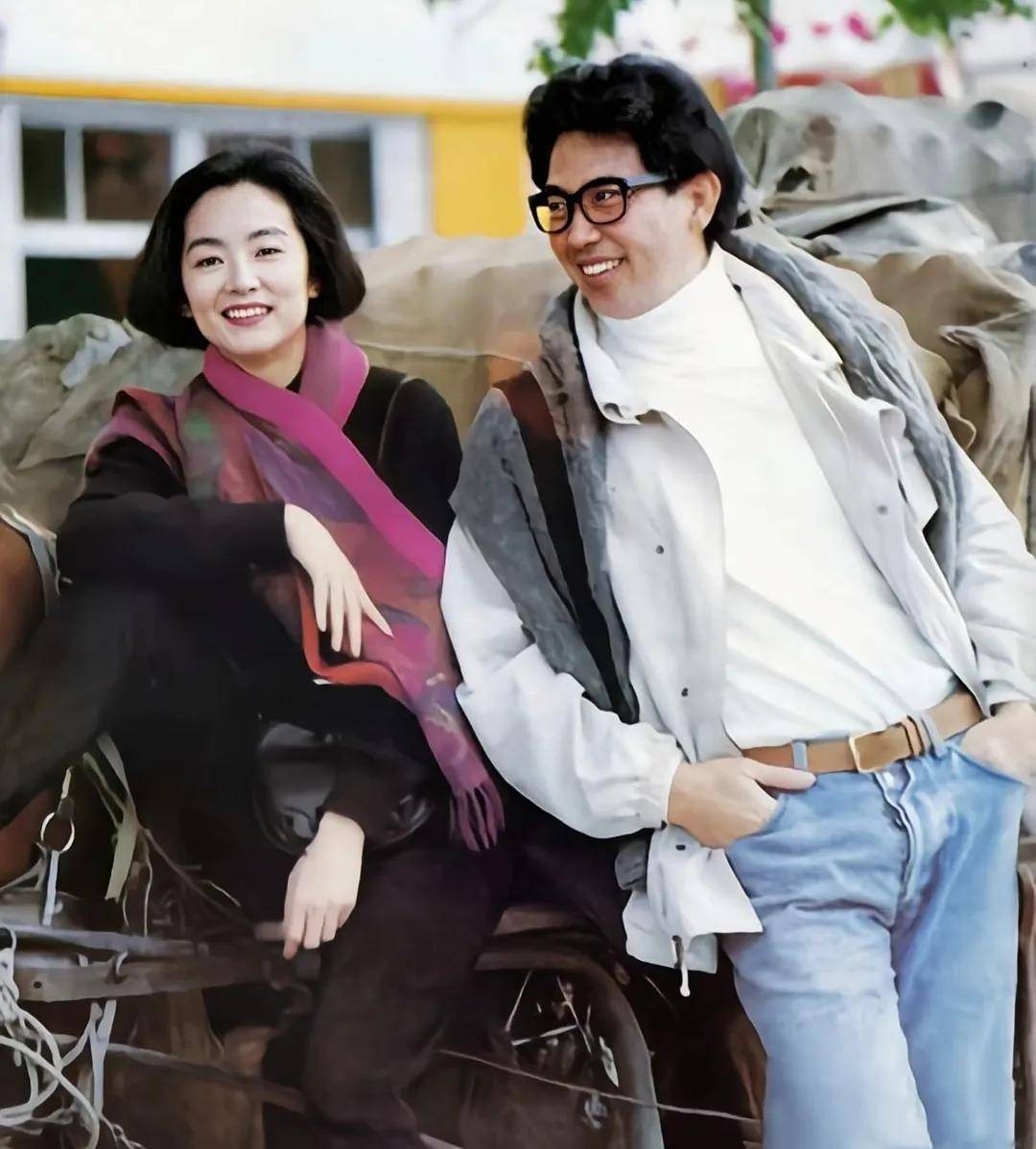 林青霞和莫言聚会,林青霞邀莫言到家中做客