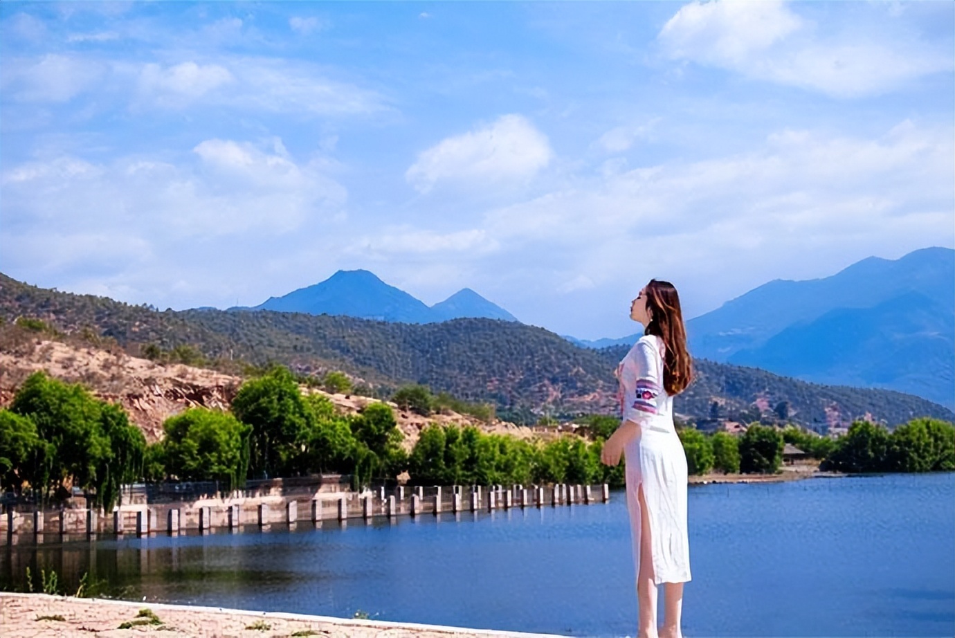 免费旅游卡怎么赚钱,旅游卡免费盈利模式