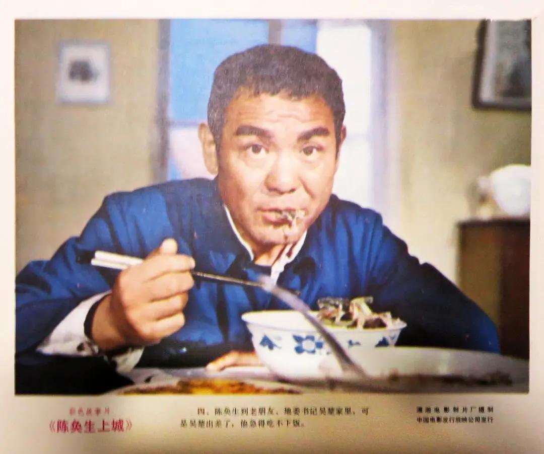 27岁女星意外去世疑吃饭被噎死,这些年因意外死亡的女星