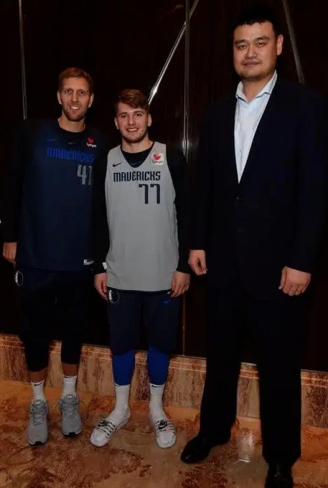 姚明目前身高多高,姚明现在身高有多高了