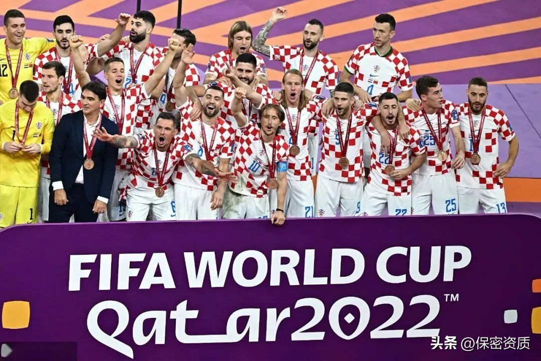 告别2022年世界杯球星,告别足坛巨星泪目