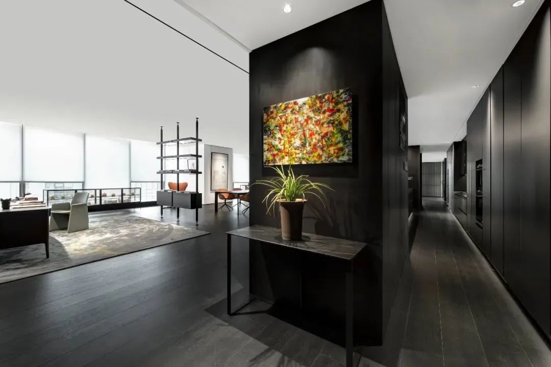 2200m²大宅风范时尚高级黑白配，德国进口复合地板通铺永恒的经典