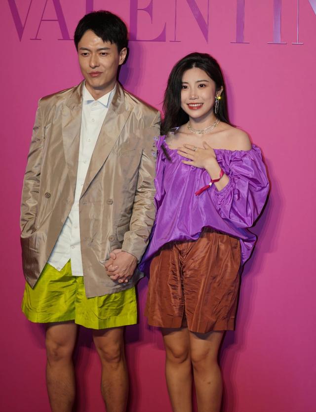 “巴啦啦能量cp”去除滤镜变化大：罗拉被指太胖，王能能没气质