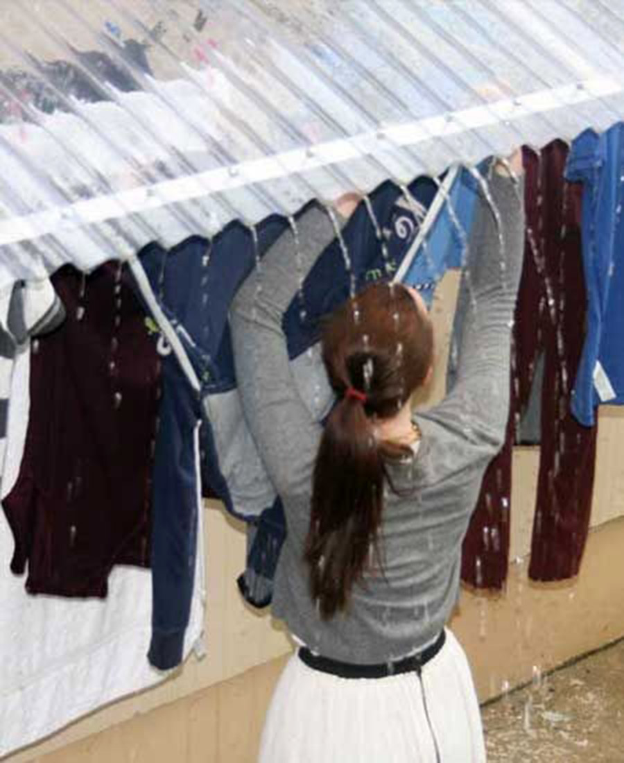 阳台外晾衣服防风家用妙招,阳台晾衣服最好方法