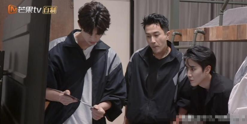 最惨前夫刘恺威：夜光剧本声名尽毁，蹭前妻热度重回内娱无人识