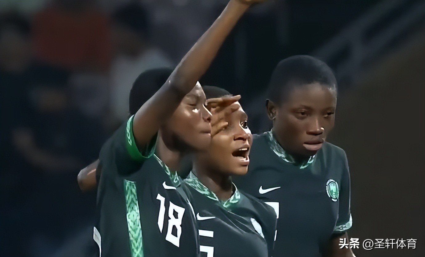 0-1世界杯大黑马遗憾出局,德国队1-2遭日本队逆转重播