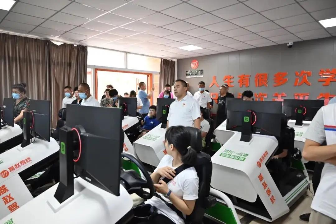 驾校的前景与趋势,驾校的发展与管理