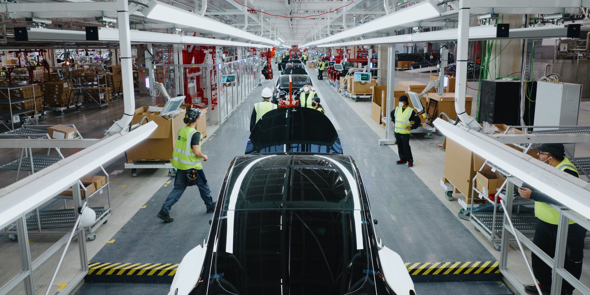 油价大幅度上涨是不是该换电车了,油价不下调