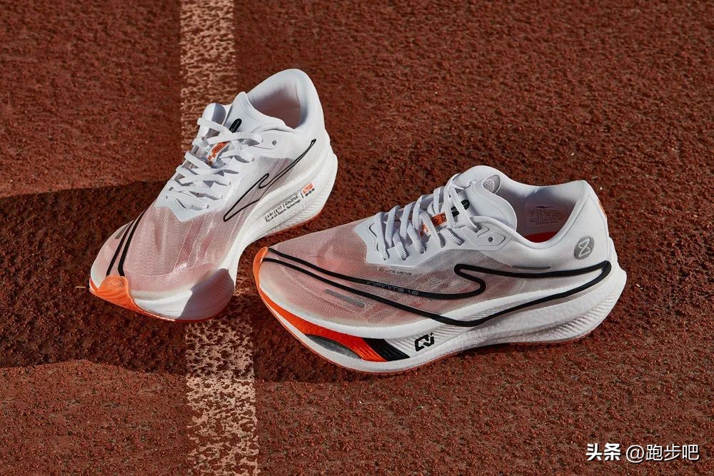 鸿星尔克芷境2.0颜值,鸿星尔克芷境1.0跑鞋横评