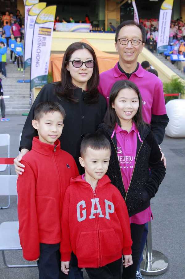 伏明霞结婚后在香港哪里生活,跳水运动员伏明霞婚姻现状