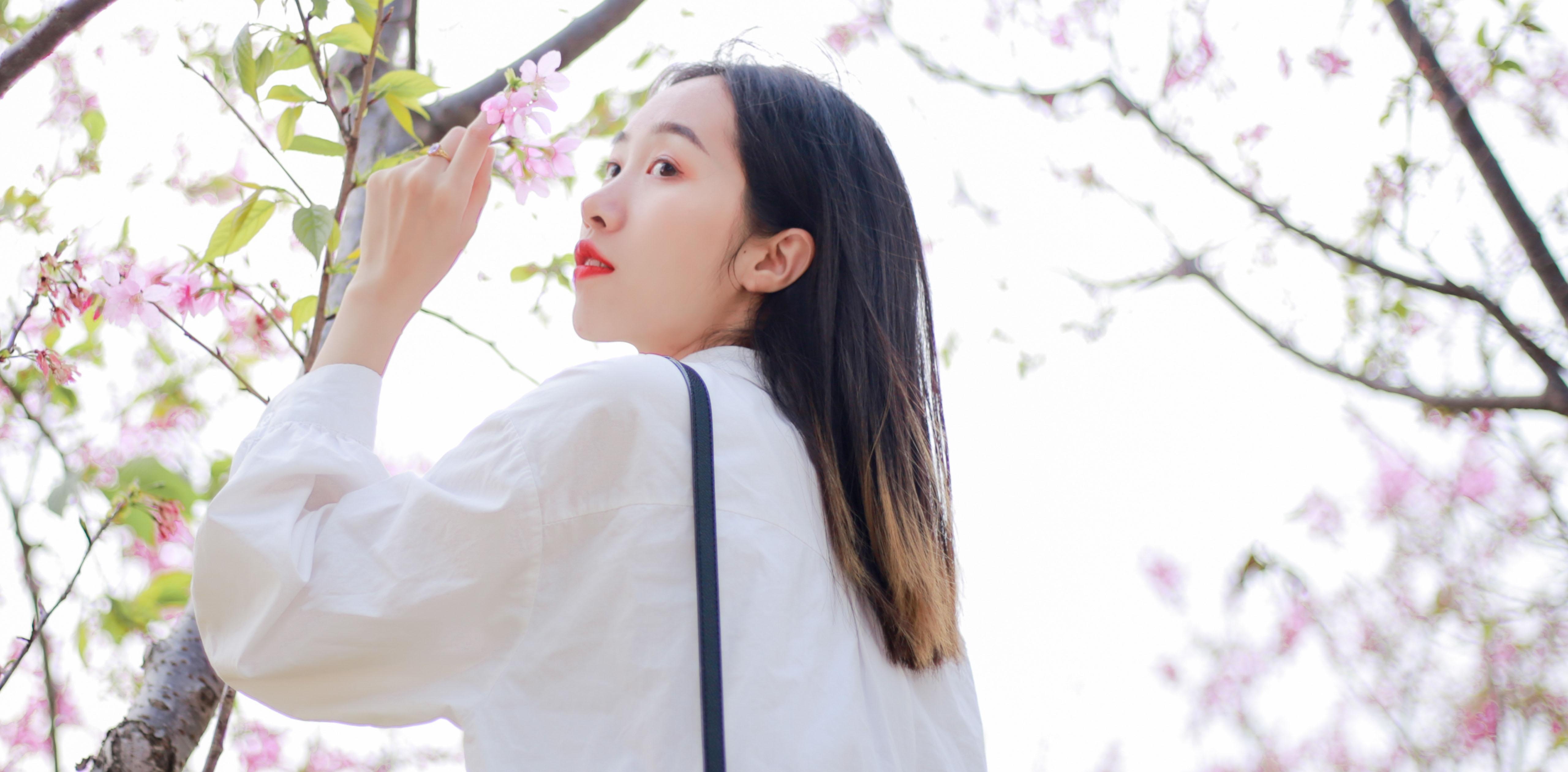 层次越低的人越爱炫耀这三样东西,低层次人总喜欢炫耀的三种东西