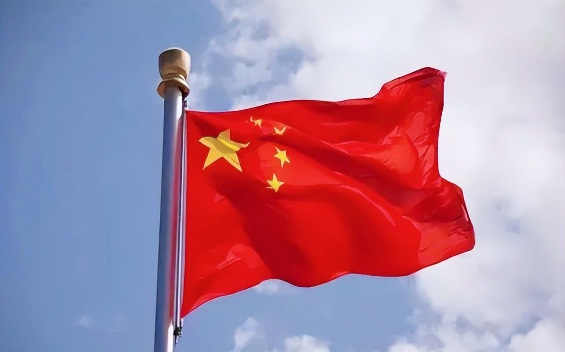 当年“五星红旗”仅15票，三号作品却得了185票，为何会选择前者