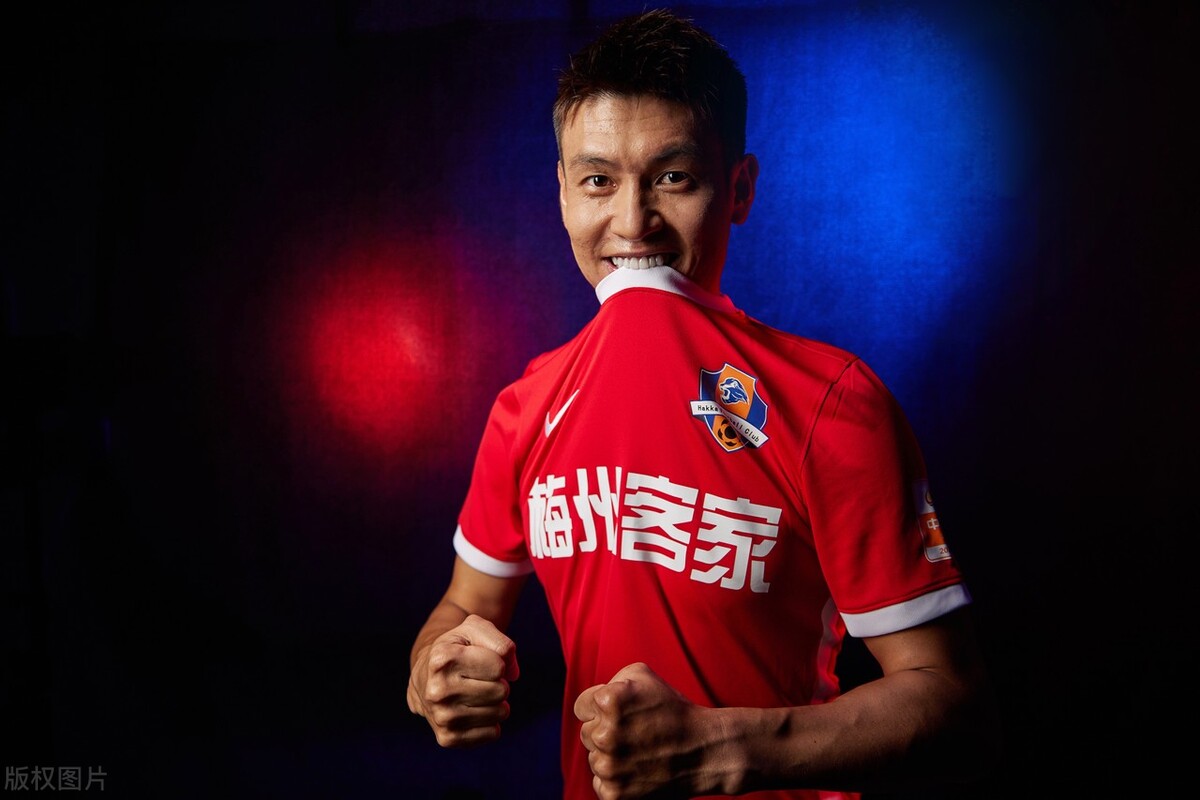 梅州客家足球俱乐部写真,梅州客家队海报