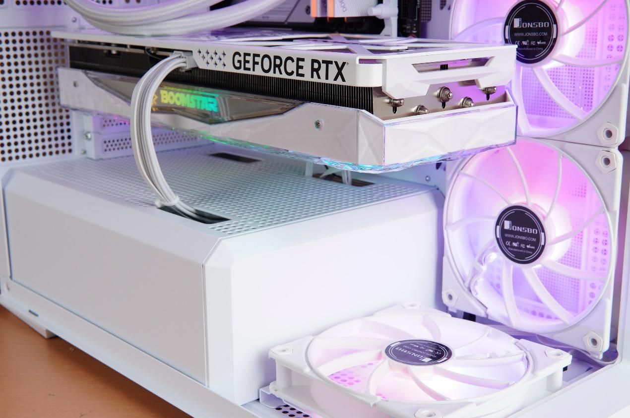 乔思伯d300和d301哪个好看,乔思伯d301和先马大境界对比