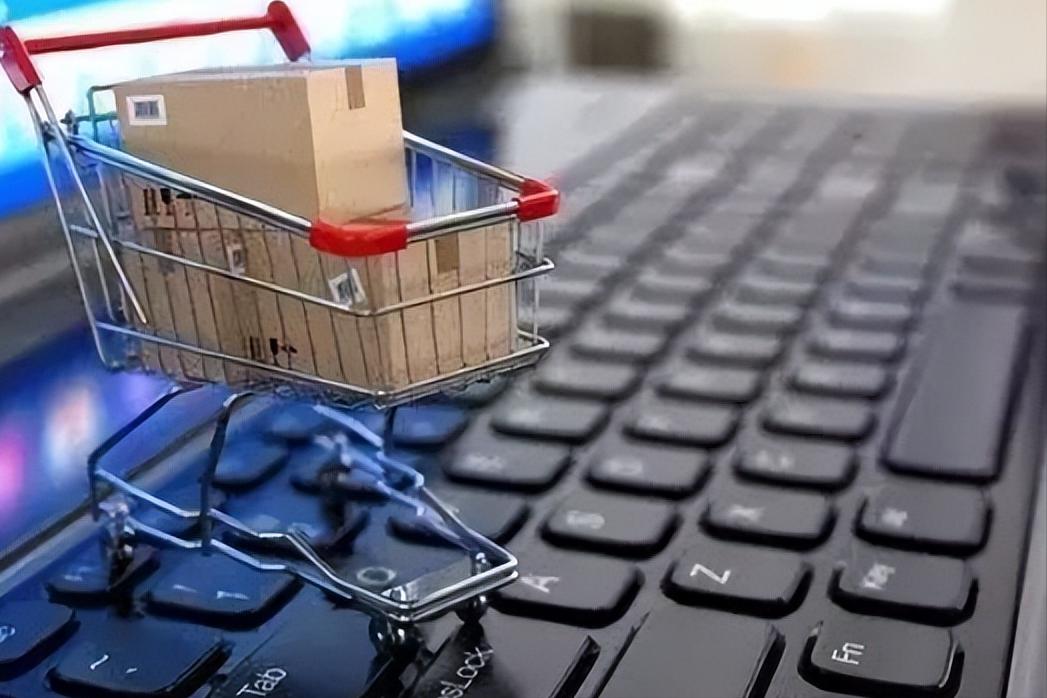 董某雇佣谢某，连着3天凌晨蓄意下单，让某南京店铺损失近15万