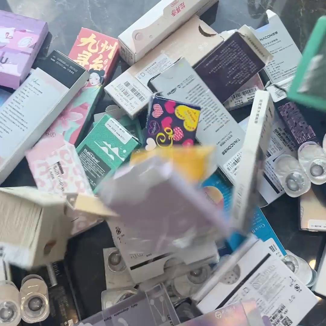 戴了几年美瞳因为发炎没戴 (怎么样戴美瞳不容易得角膜炎)