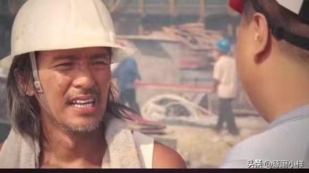 摆摊卖肉夹馍经历的人和事,90后小伙摆摊卖肉夹馍月入10万