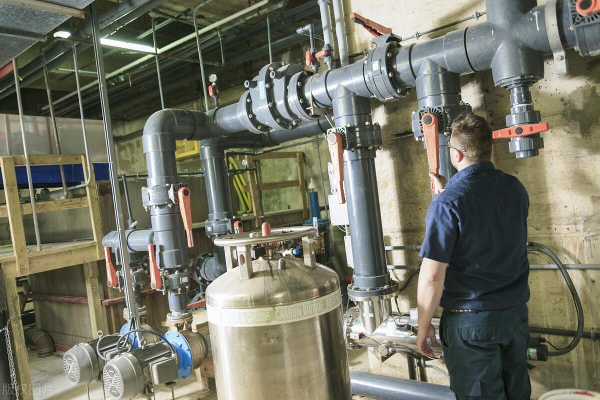 消防施工资质跟消防维护资质,消防工程专业承包资质最新标准