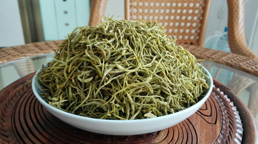 现在的金银花能直接泡水喝吗,金银花不要乱喝