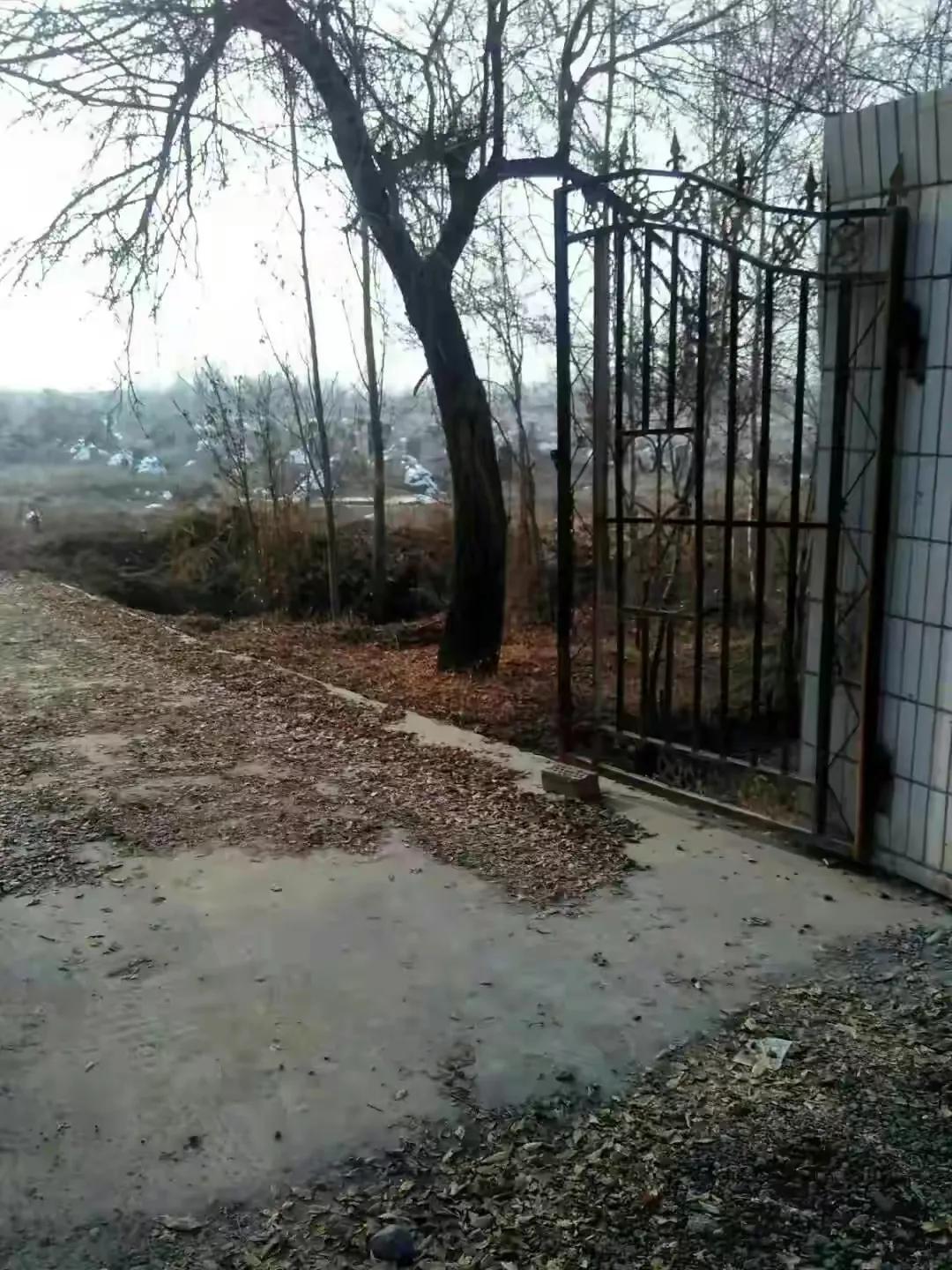 邻居小伙，一路走好，天堂里没有苦难，邻居们送你最后一程