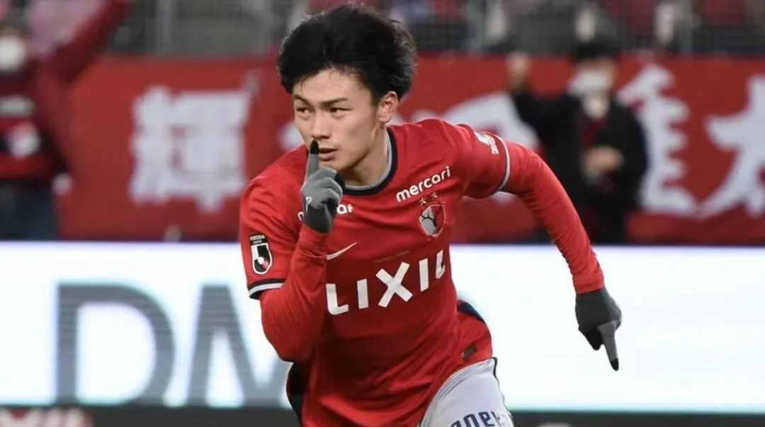 日本率先发布世界杯球员名单,日本队足球世界杯名单最新公布