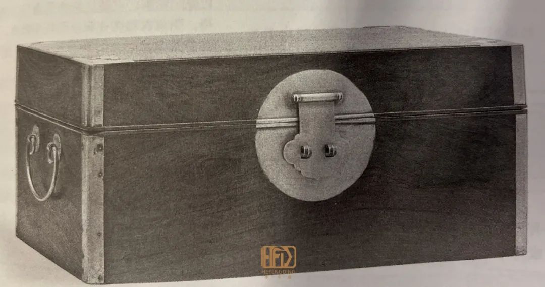有各种款式的家具,小型实用性家具