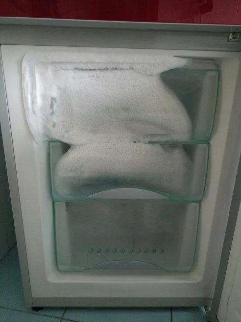 家用电冰箱结冰怎么处理,家用冰箱的冷冻室结冰怎么处理