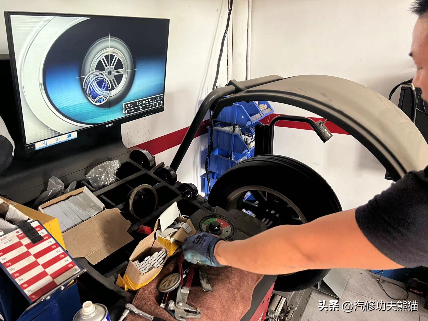 简单的给车做个保养,如何给车做保养视频