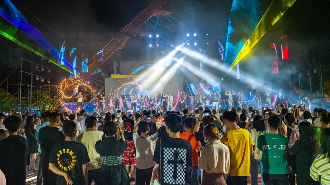 厦门方特烟花表演时间,厦门方特梦幻王国烟花秀