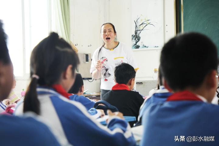 石柳乡中心校六一文艺汇演,石柳中心校视频