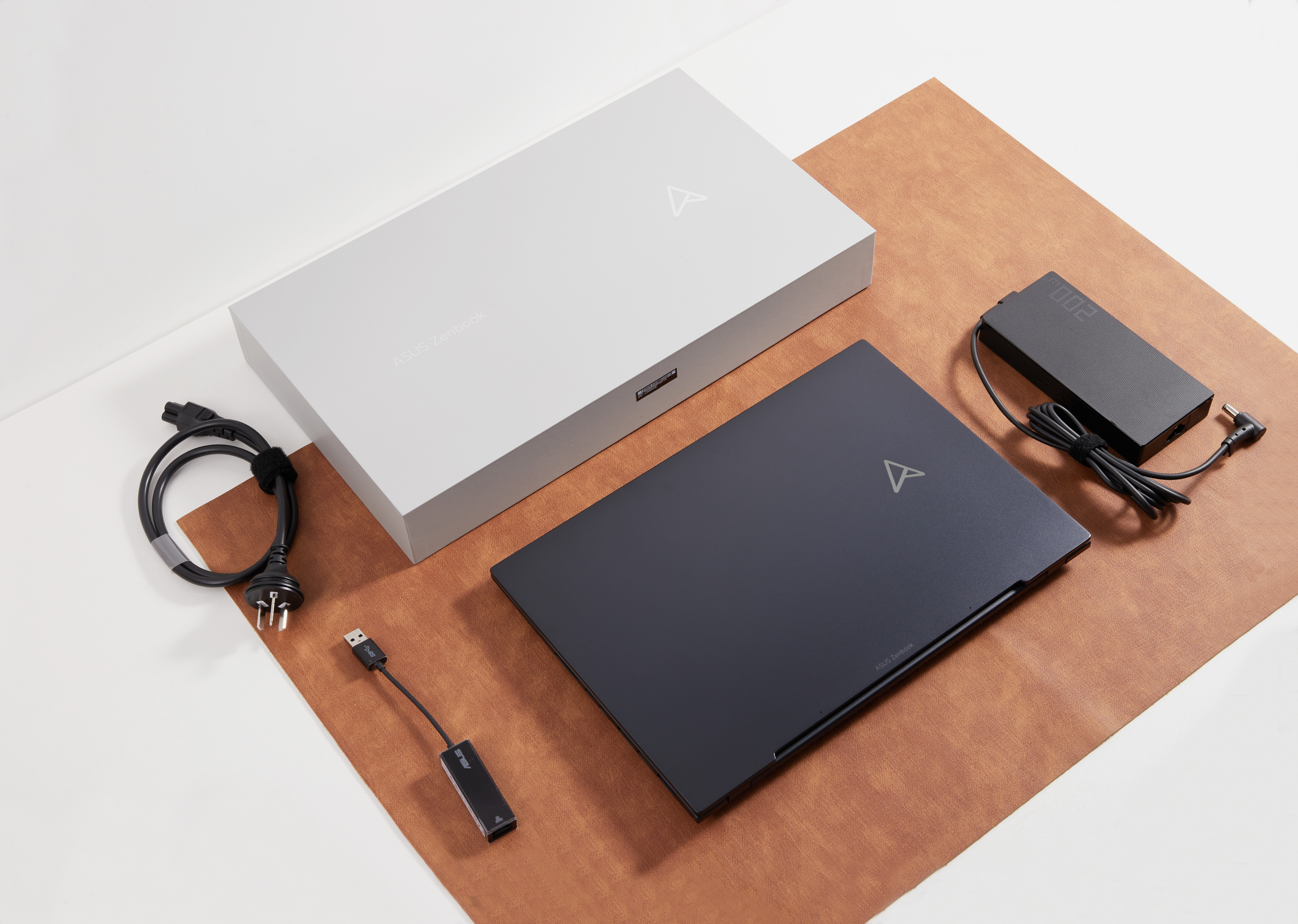 灵耀Pro14深度评测,灵耀pro14同级别笔记本推荐