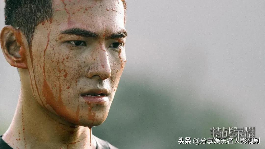 请狗血谈恋爱滚出军旅题材！《特战荣耀》红海女英雄才是女一号