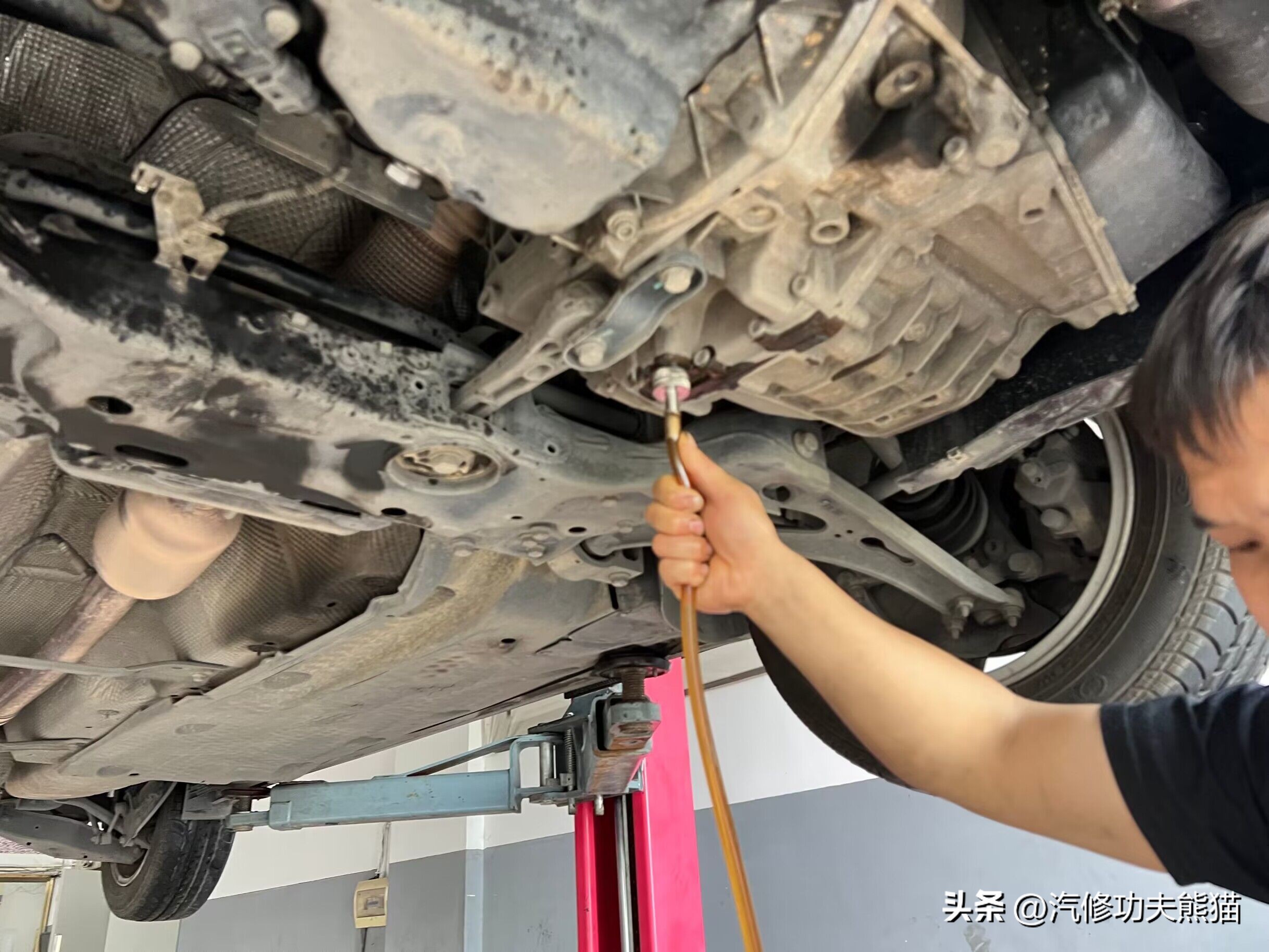 2017款大众迈腾10万公里烧机油,十年的迈腾怎么样后期维修费用