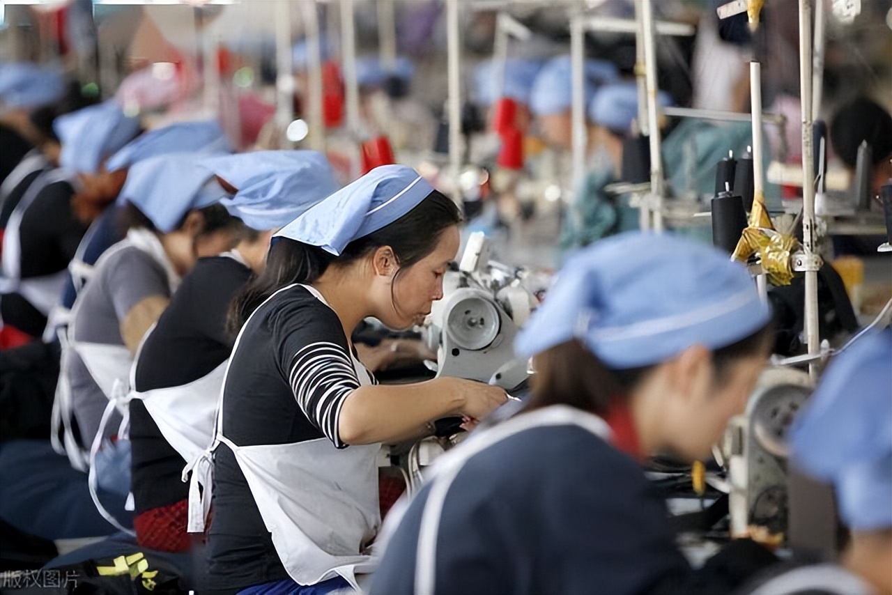 跪美国、舔日本，挑衅中国，韩国奴颜婢膝的背后真相到底是什么？