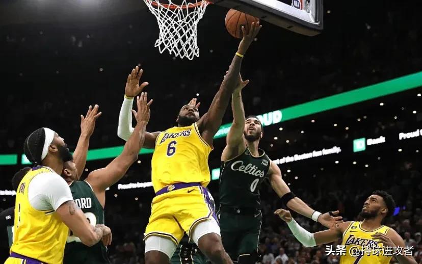 裁判承认误判湖人贝弗利,裁判误判詹姆斯犯规吗