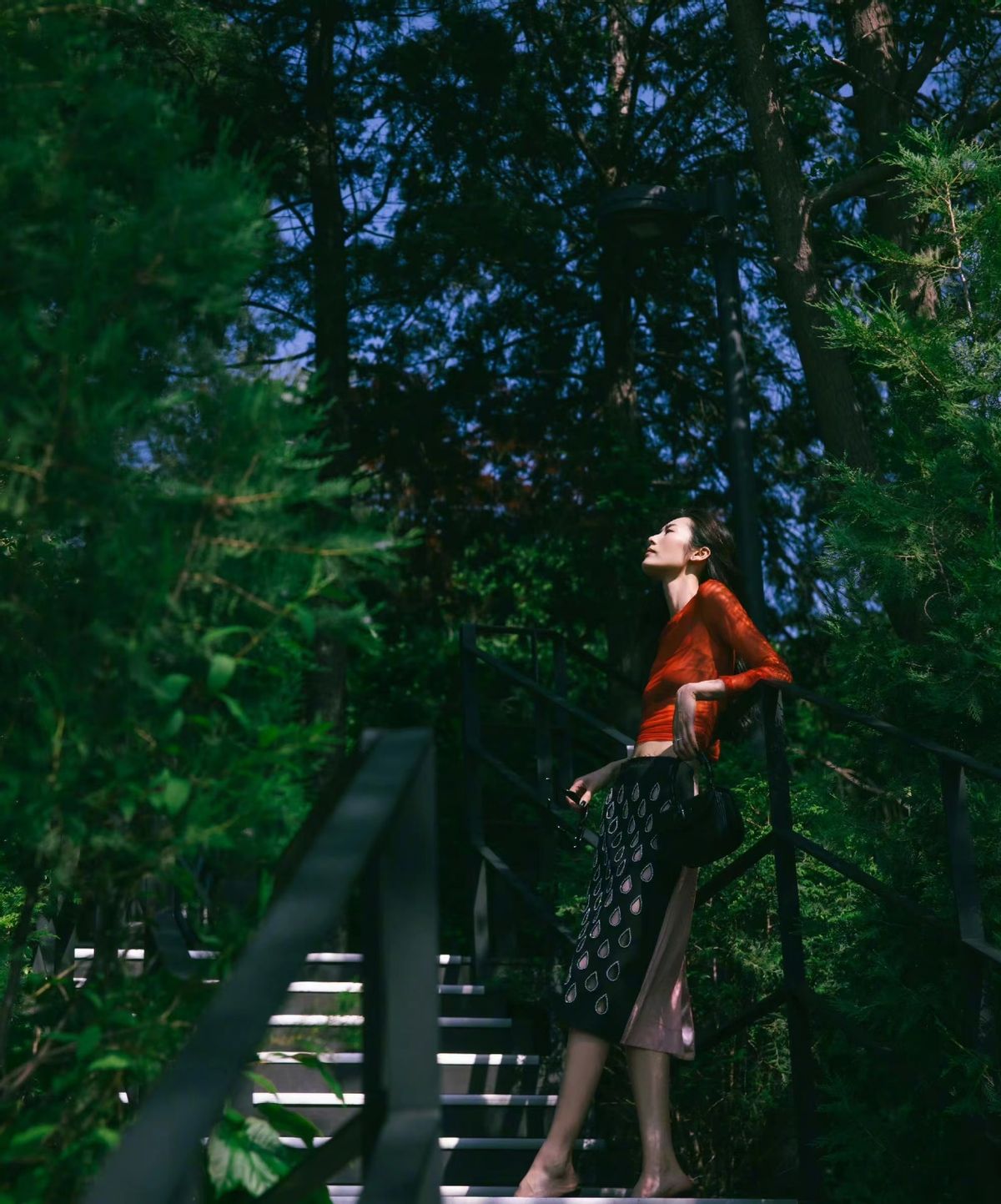 刘雯在维密走秀视频,gucci韩国大秀中国明星刘雯