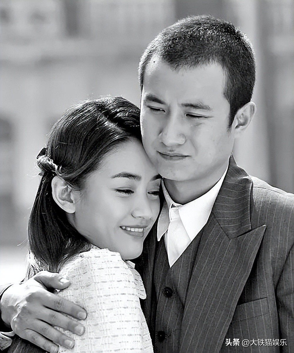 《雪豹》12年后男主凉了,女主退圈当霸总,“关系户”逆袭成顶流