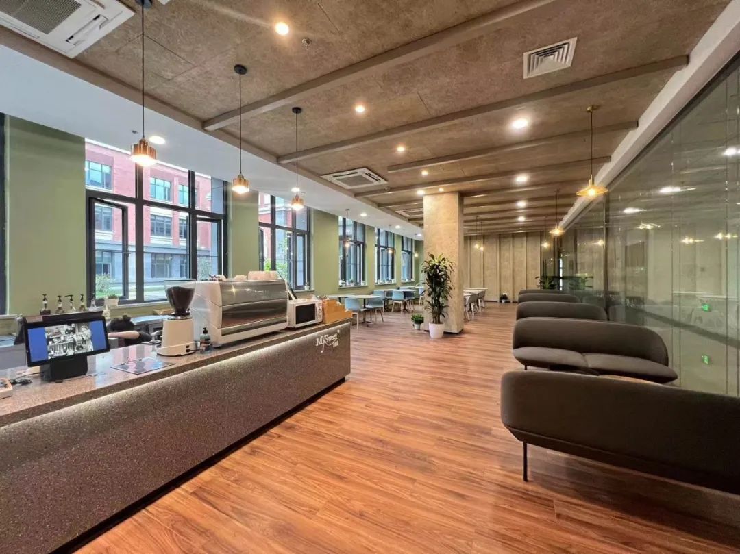 新学校新学期新征程,新学期新气象学校新发展